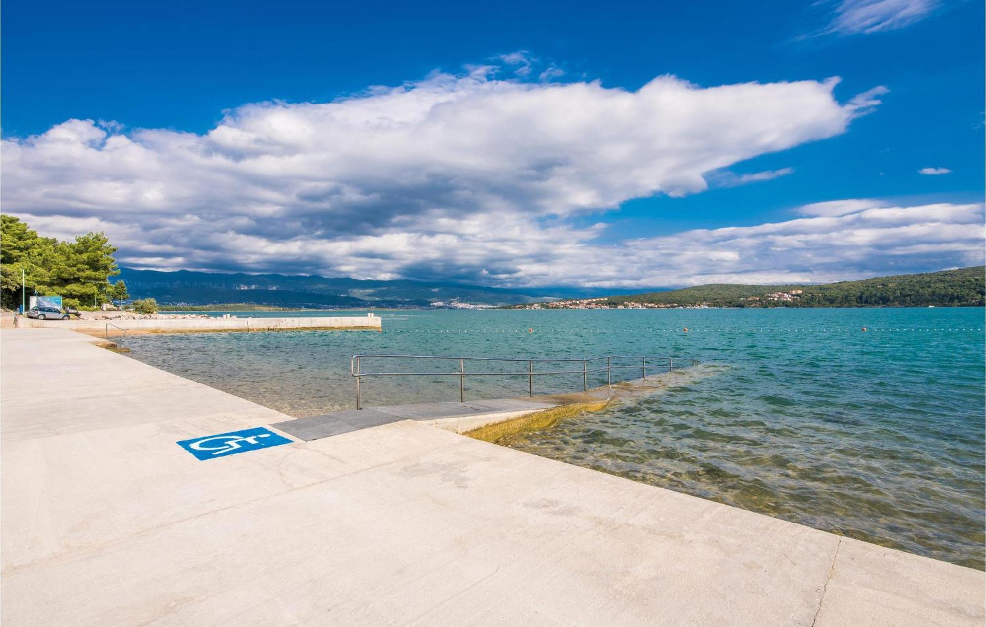 Gorgeous Apartment In Cizici With House Sea View Dış mekan fotoğraf